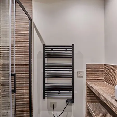 Cozy Montmartre Moulin Rouge Apartament Paryż